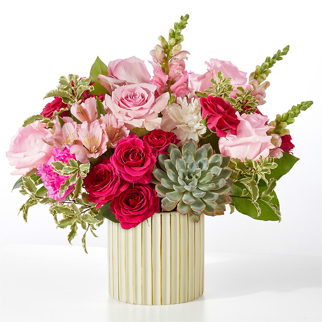 Magenta Musings Bouquet – Moda Flowers, Guaynabo PR