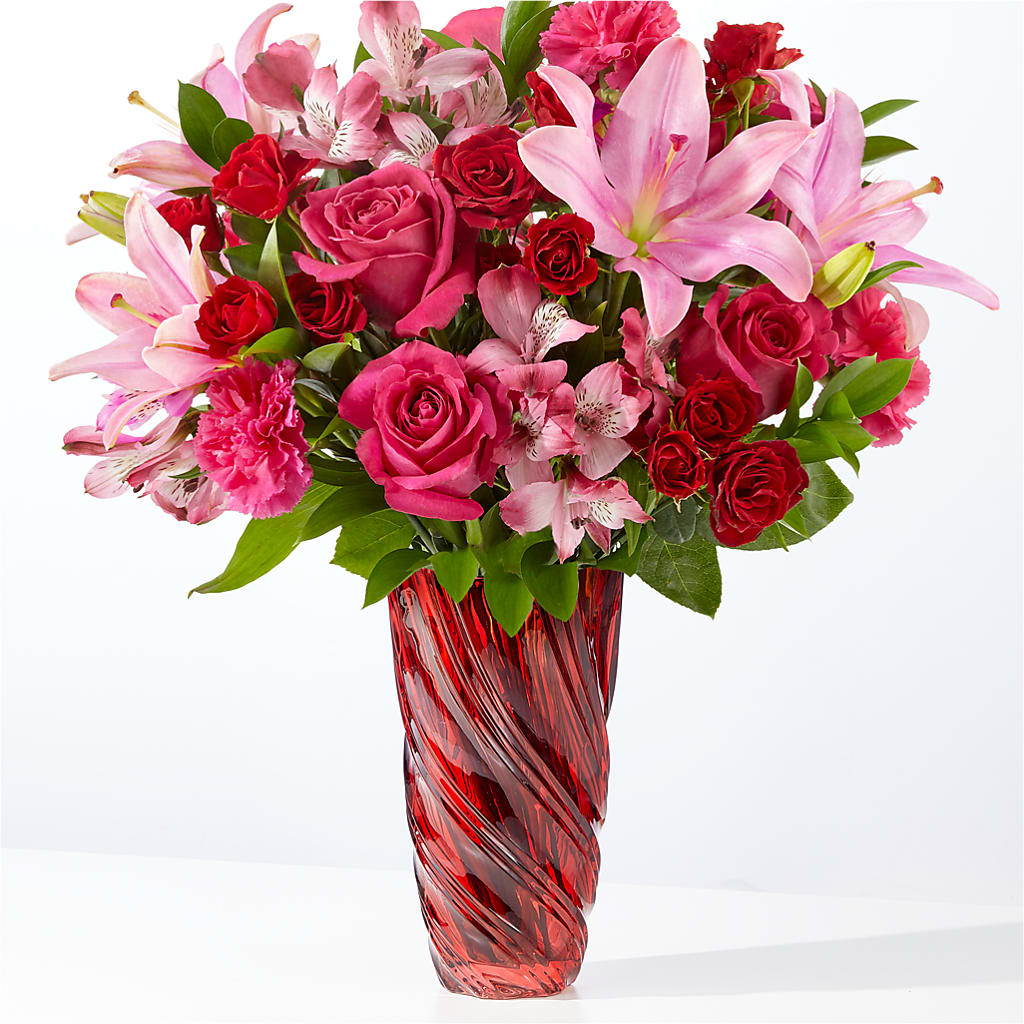 In Love Bouquet with Luxe Swirl Vase – Moda Flowers, Guaynabo PR