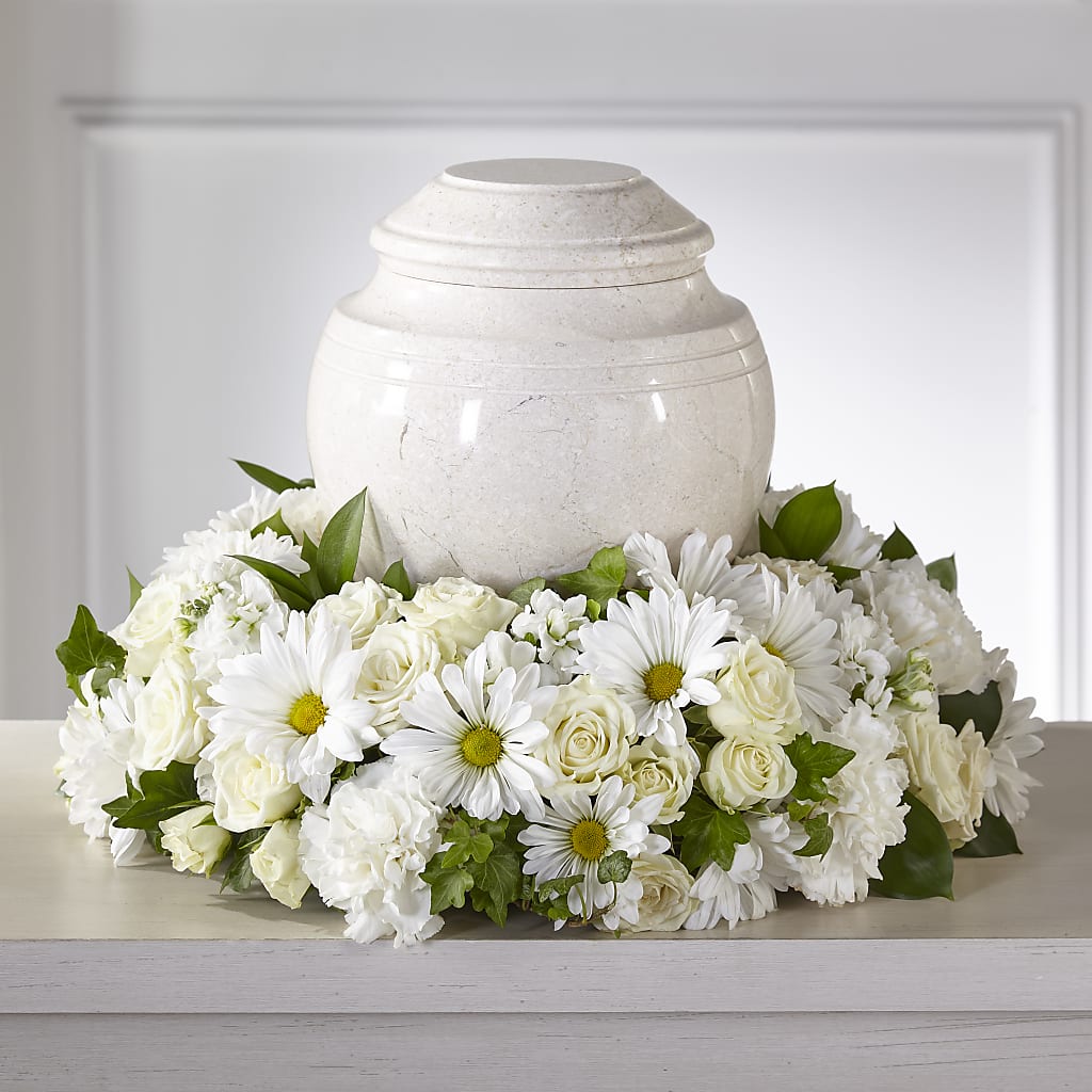 Ivory Gardens Cremation Adornment – Moda Flowers, Guaynabo PR