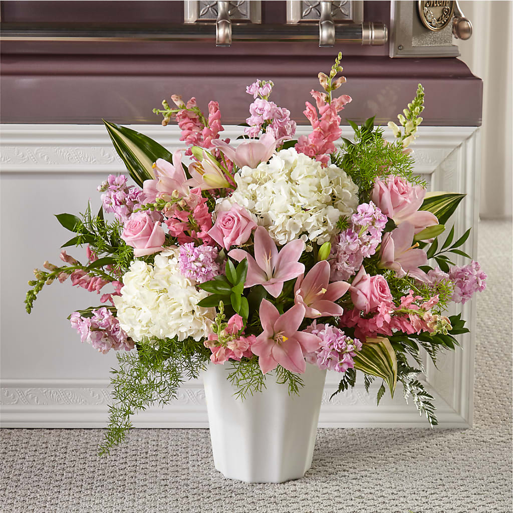 Simply Serene Floor Basket – Moda Flowers, Guaynabo PR