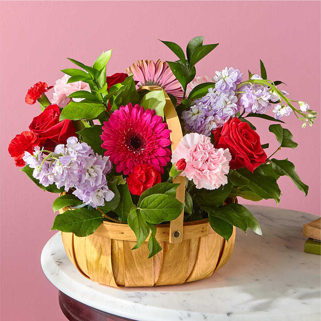 Pink Picnic Basket – Moda Flowers, Guaynabo PR