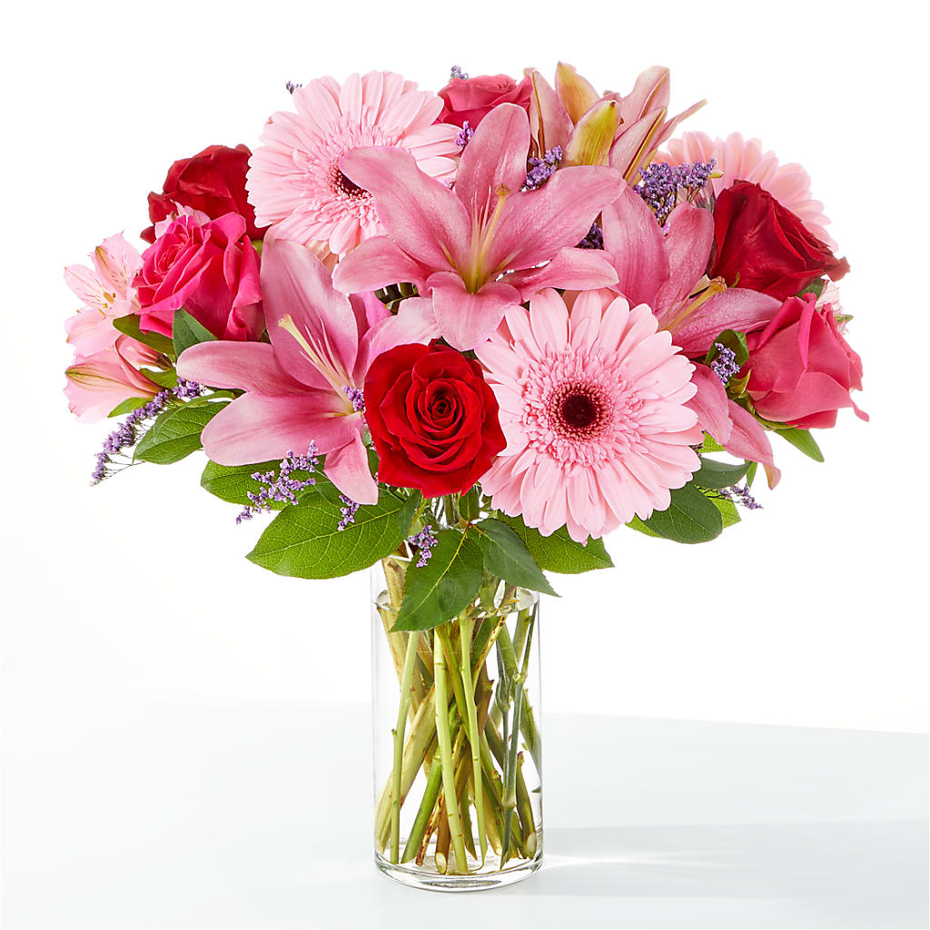 Lots of Love Bouquet – Moda Flowers, Guaynabo PR