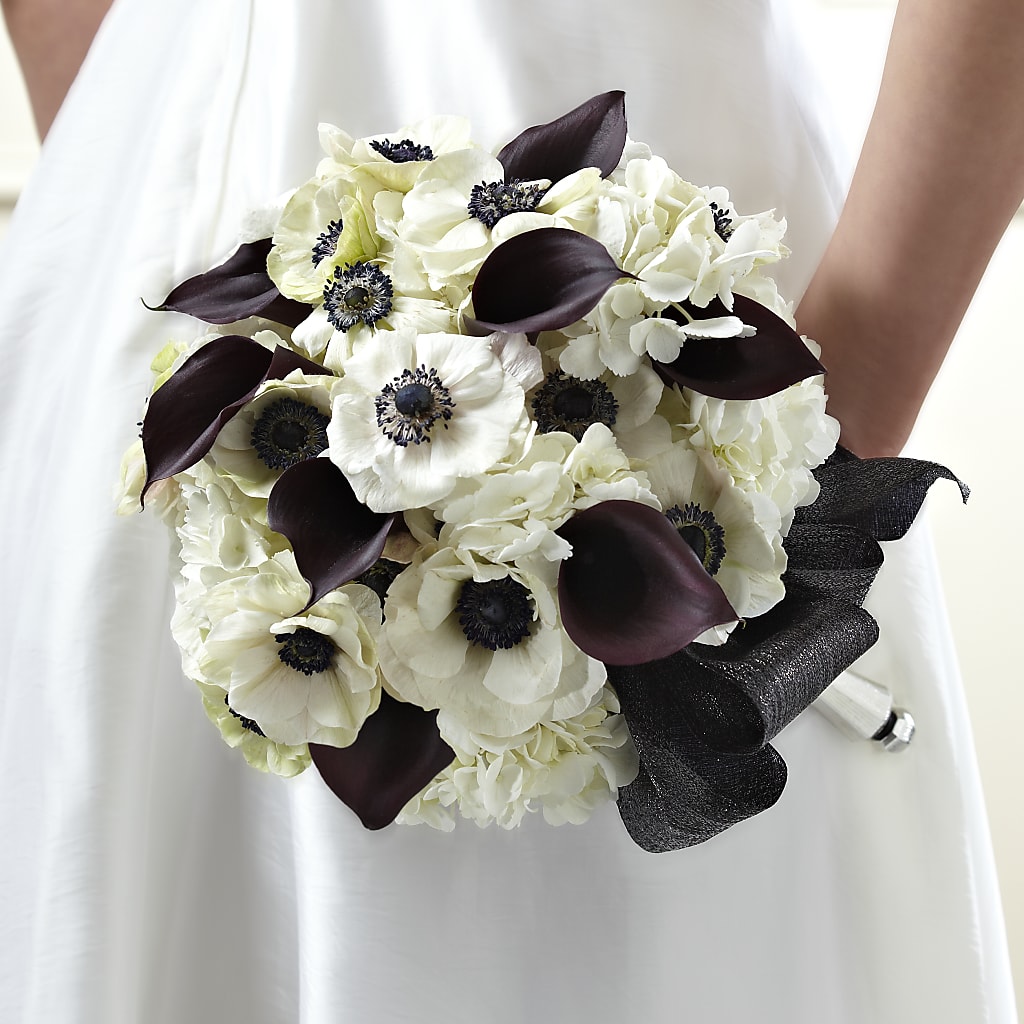 To Have and To Hold Bouquet – Moda Flowers, Guaynabo PR