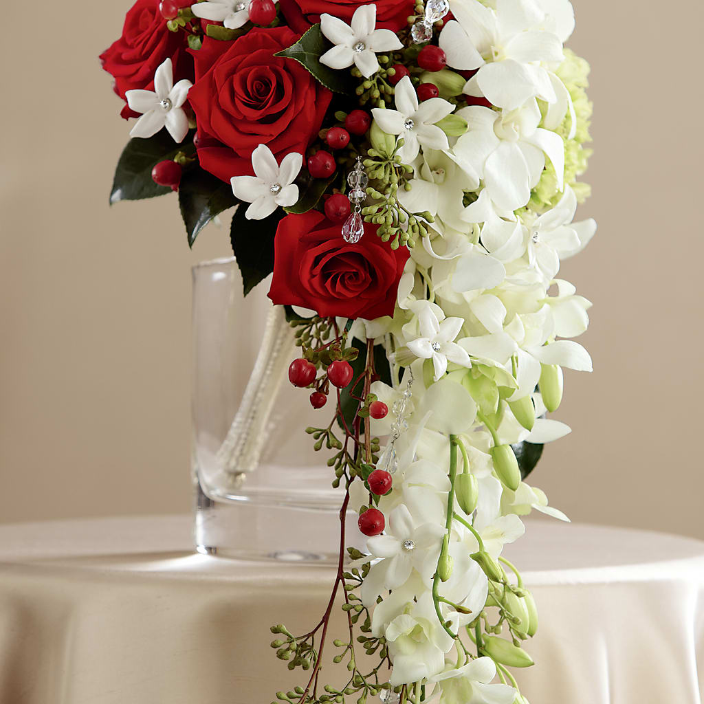 Here Comes the Bride Bouquet – Moda Flowers, Guaynabo PR