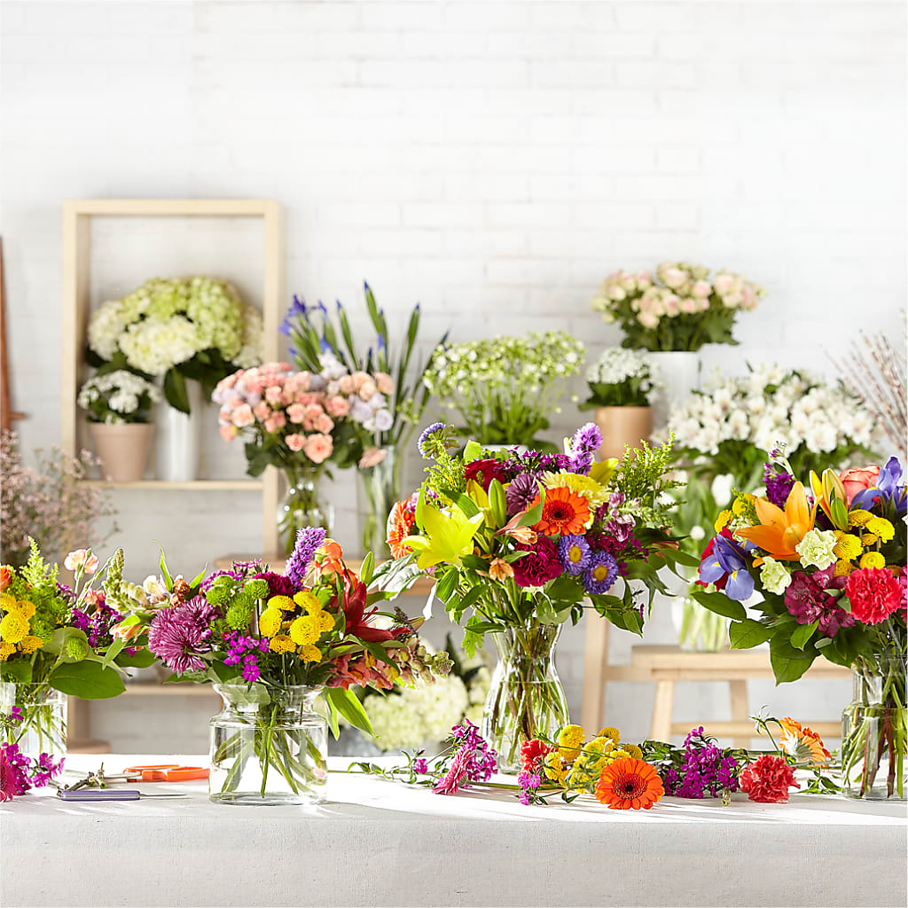 Bold & Bright – A Florist Original –  Moda Flowers, Guaynabo PR
