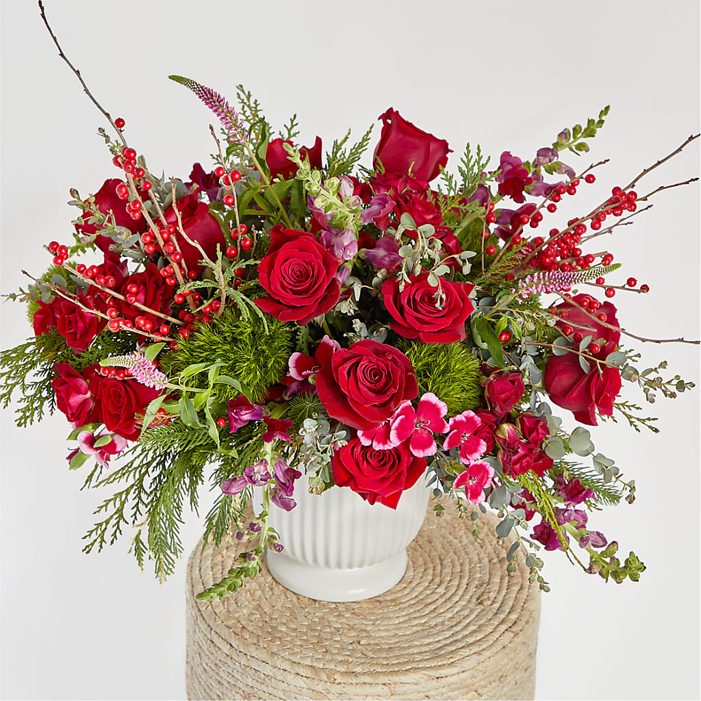 Big Red Bow Bouquet –  Moda Flowers, Guaynabo PR