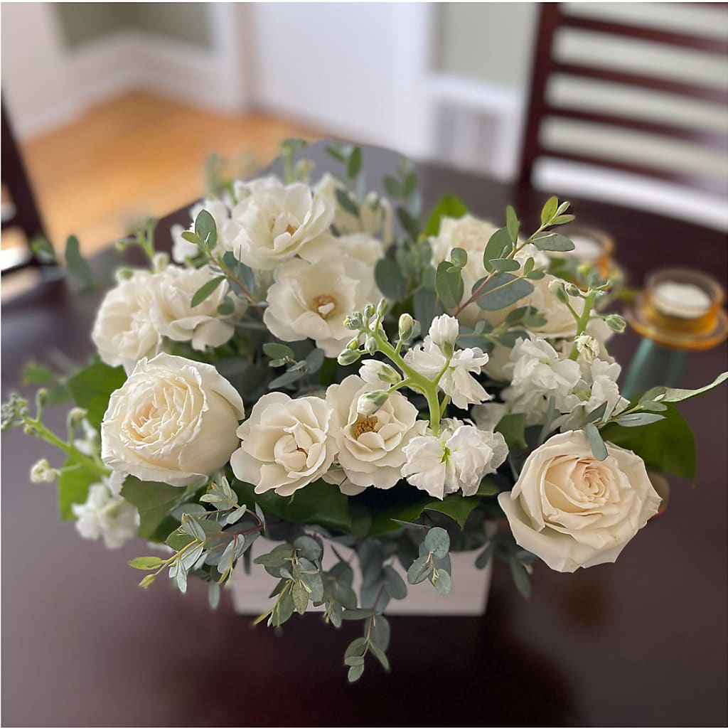 Fresh Linen Box Bouquet –  Moda Flowers, Guaynabo PR