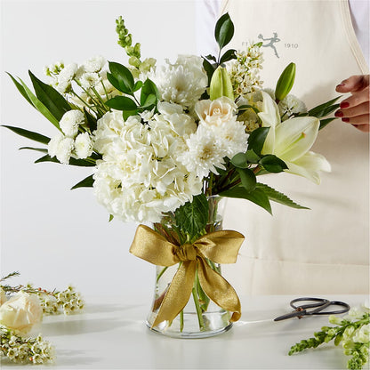 New Beginnings – A Florist Original –  Moda Flowers, Guaynabo PR