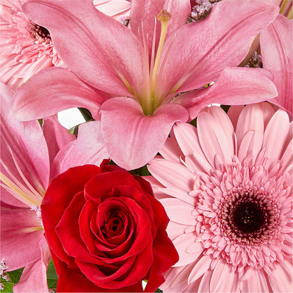 Lots of Love Bouquet –  Moda Flowers, Guaynabo PR